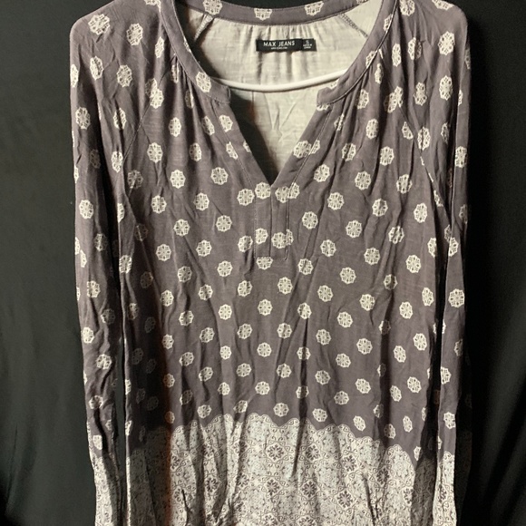 Max Jeans Paisly Boho V-Neck Long Sleeve Shirt - Picture 1 of 4
